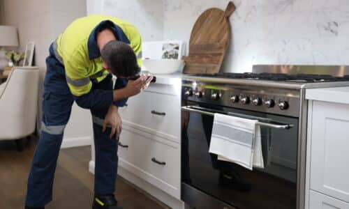 Flick technician performing a pest control service