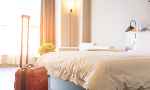 Prevent bed bugs at the hotel